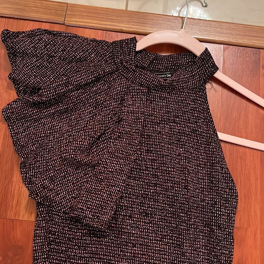 Dress - Picture 3 of 4